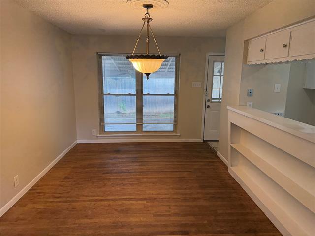 Building Photo - 3253 Millmar Dr