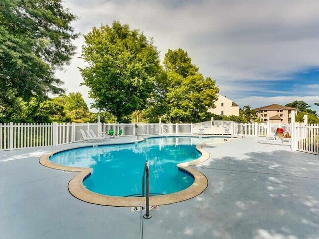 Building Photo - Available Now! Furnished Studio Condo at North Myrtle Beach Golf & Tennis!