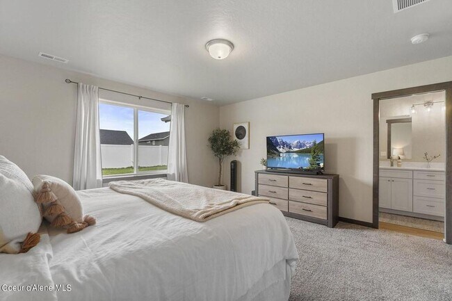 Building Photo - 3813 N Pradera Ct