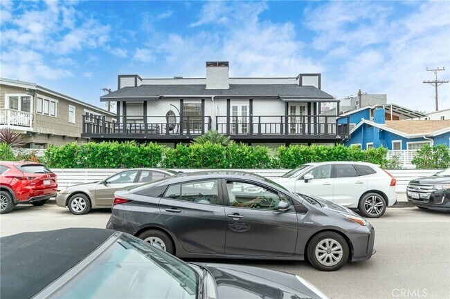 Building Photo - 25 Hurricane St