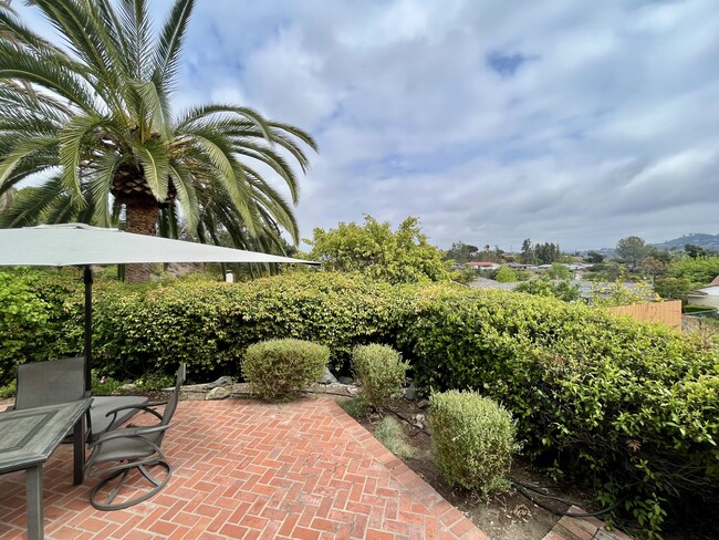 Building Photo - 9686 Wayfarer Dr