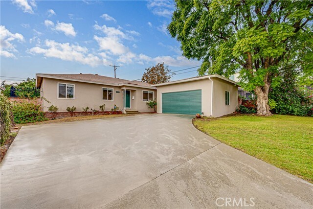 Building Photo - 895 Altura Way