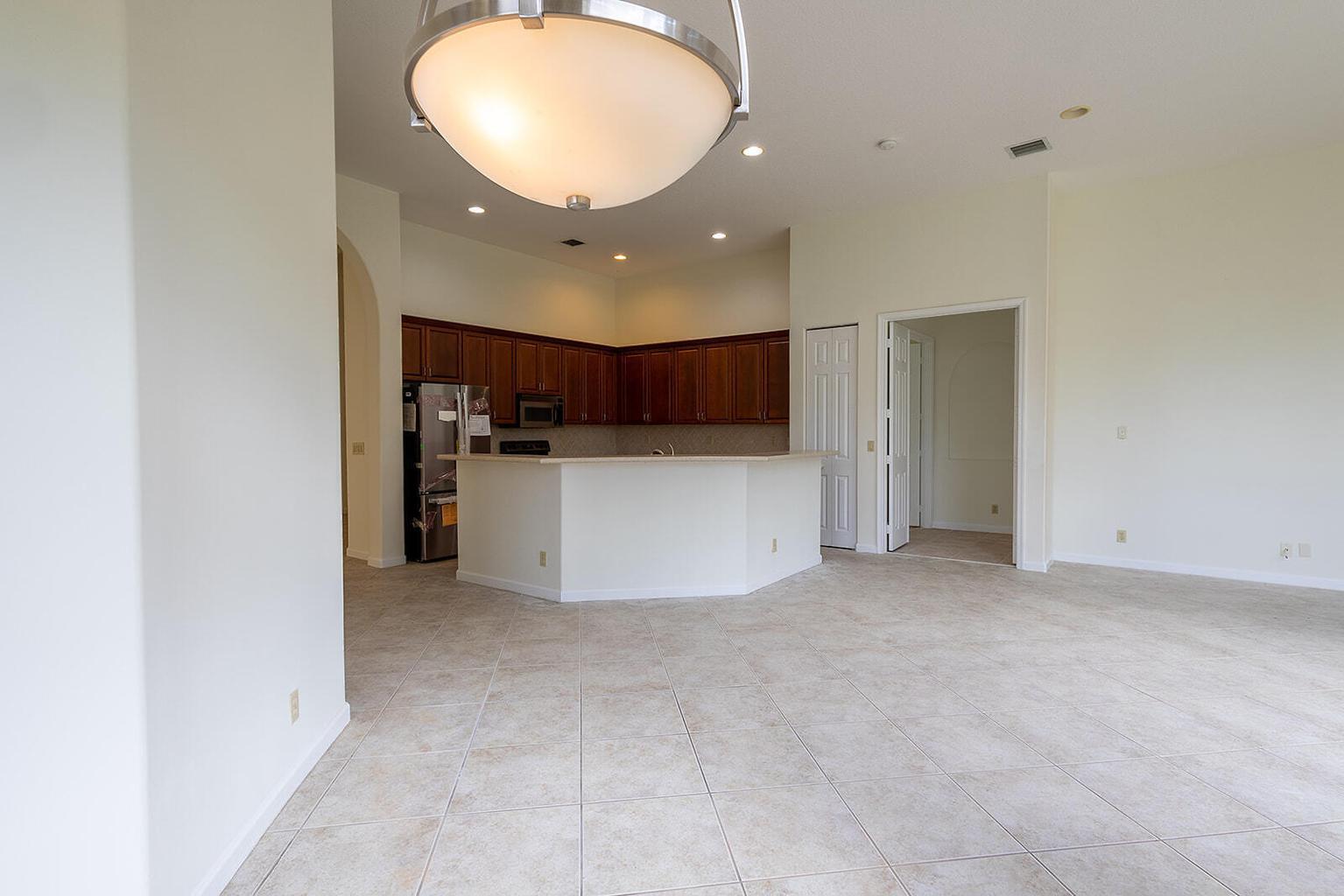 Building Photo - 6428 Garden Ct