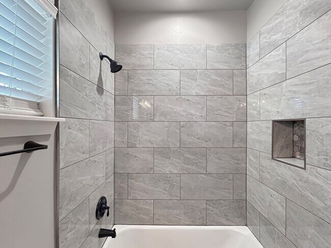Building Photo - Beautiful Custom Home on 1 Acre in Peacefu...