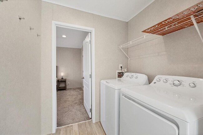 Building Photo - 3230 Smith St