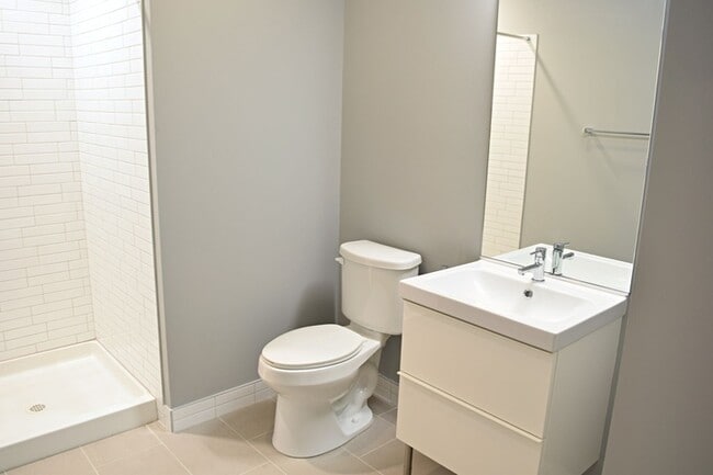 Floorplan - Interstate Flats