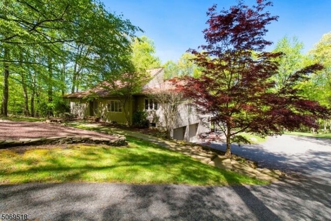 Building Photo - 3 India Brook Dr