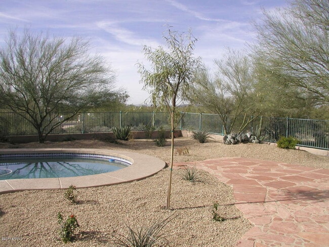 Building Photo - 4537 E Thunder Hawk Rd