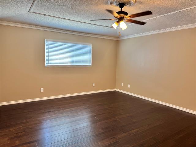 Building Photo - 3784 Weeburn Dr