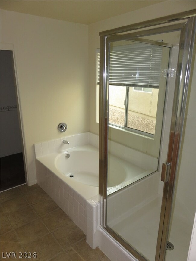 Building Photo - 3358 Glacial Lake St