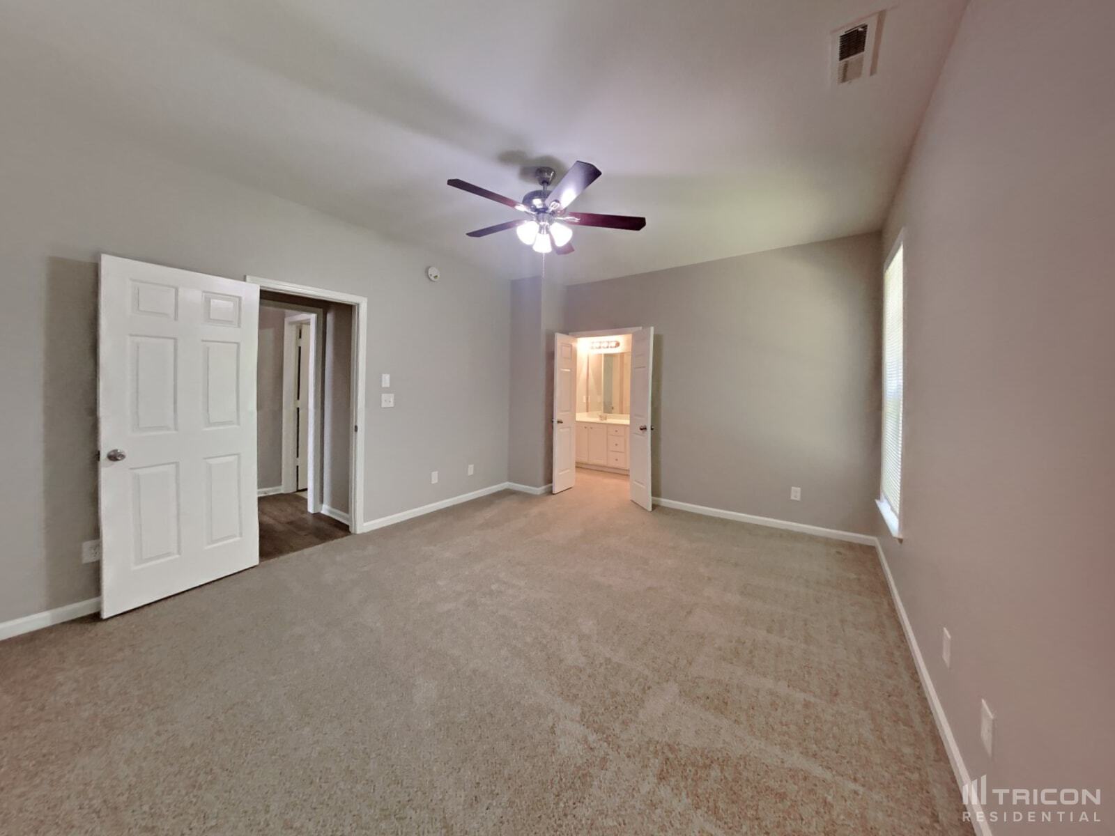 Building Photo - 205 Marino Pl