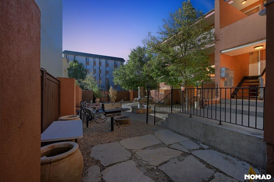 Building Photo - 20 S Logan St