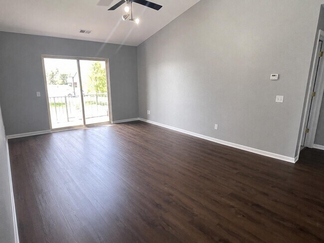 Building Photo - 519 Addington Ln