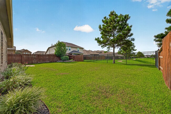 Building Photo - 3822 Cactus Field Ln