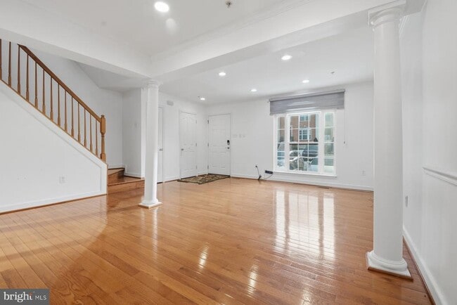 Building Photo - 1208 Corolla Ct