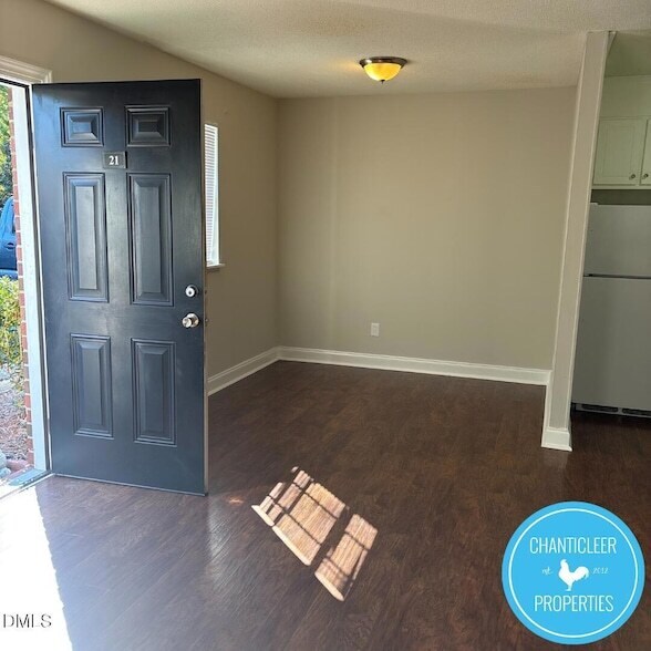 Building Photo - 114 Florence St