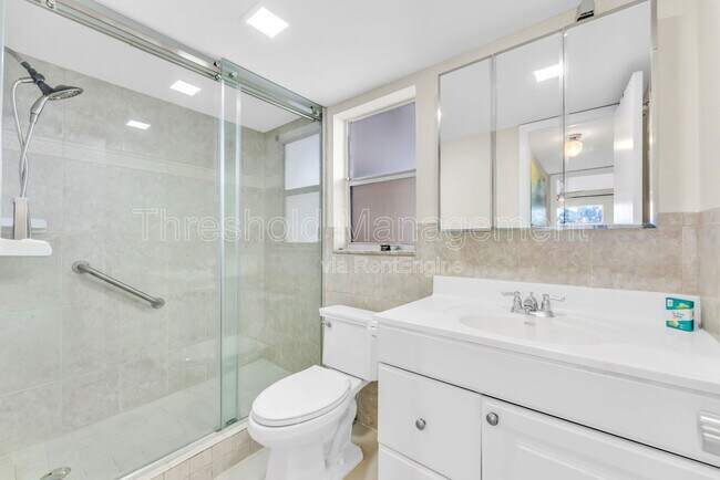 Building Photo - 8515 Sunrise Lakes Blvd