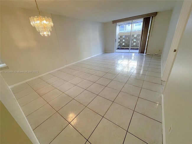 Building Photo - 403 NW 68th Ave