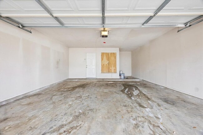 Building Photo - 8329 Fathom Cir