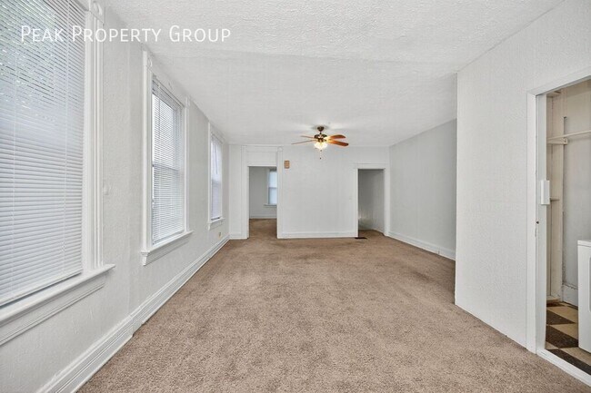 Building Photo - 2726 Coy St