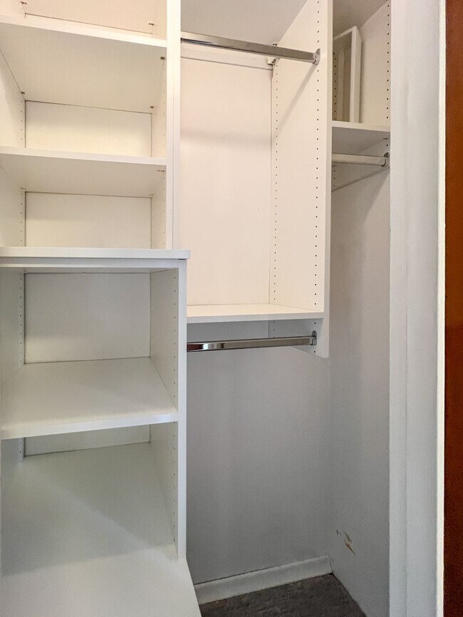 Building Photo - 2bd/1ba Seattle House