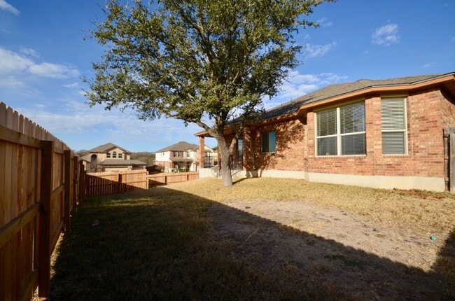 Building Photo - BEAUTIFUL New Home Available NOW!