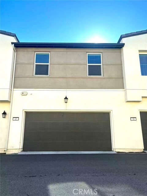 Building Photo - 42 Harmony Dr