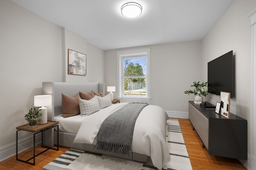 Building Photo - 6227 Victoria Ave