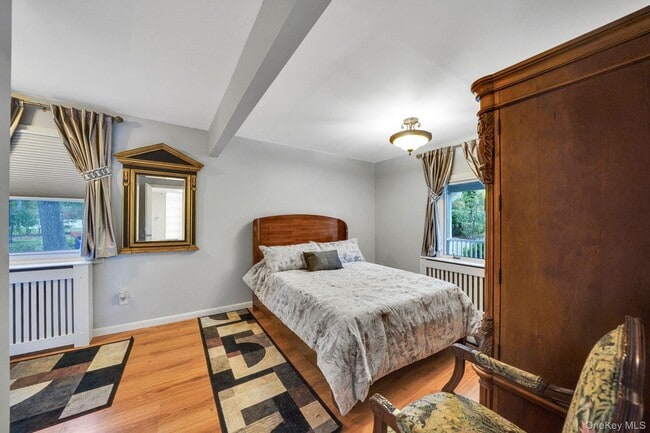 Building Photo - 10 Siracusa Blvd