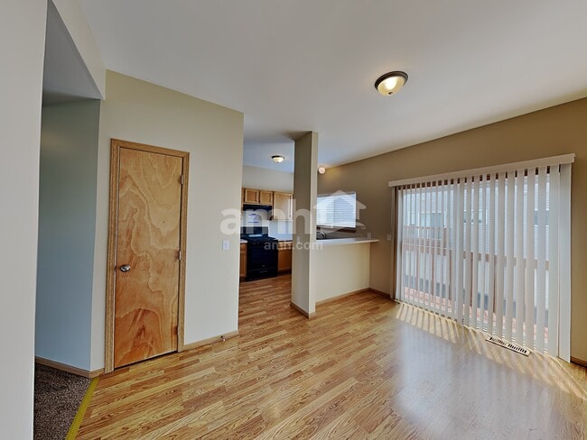Building Photo - 1817 Grandview Pl