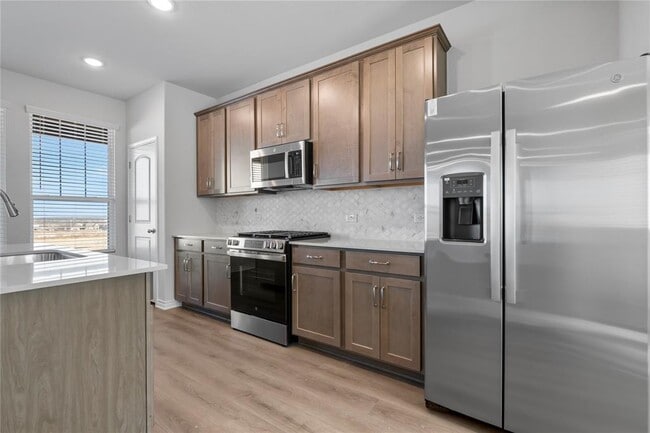 Building Photo - 241 Leeland Dr