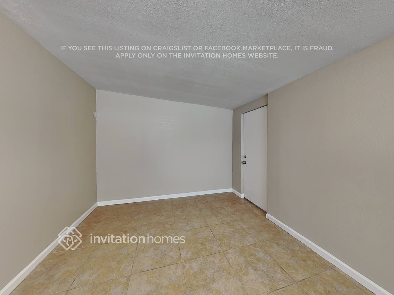 Building Photo - 3221 E Captain Dreyfus Ave