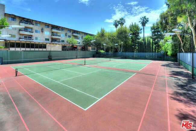 Building Photo - 2700 Cahuenga Blvd