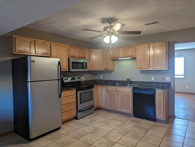 Building Photo - 111 Northtowne St