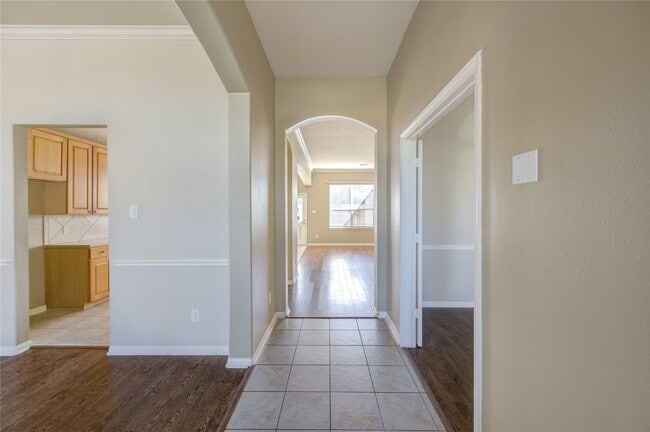 Building Photo - 44 Atascadero Dr