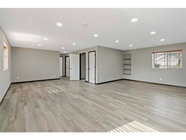 Building Photo - 7713 Lambert Cir NE