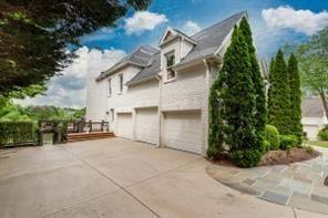 Building Photo - 675 Falls Lake Dr