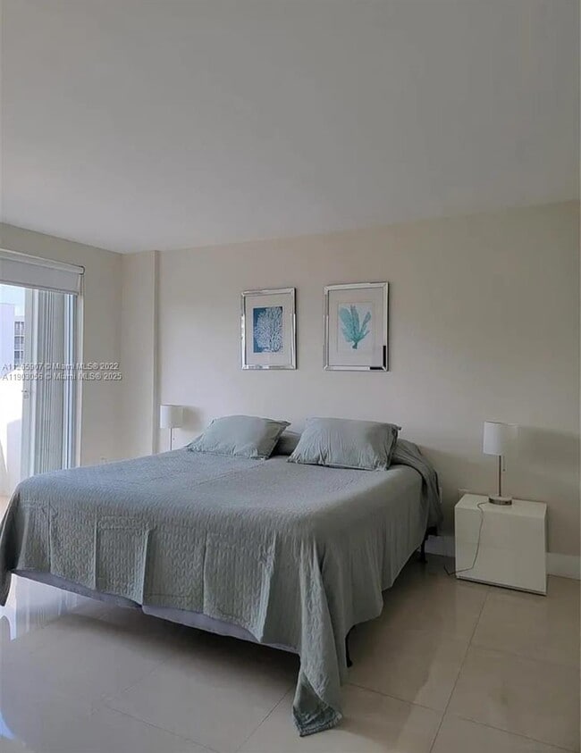 Building Photo - 150 Ocean Ln Dr