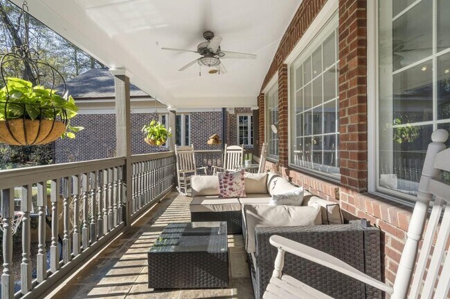 Building Photo - 97 Huntington Rd NE