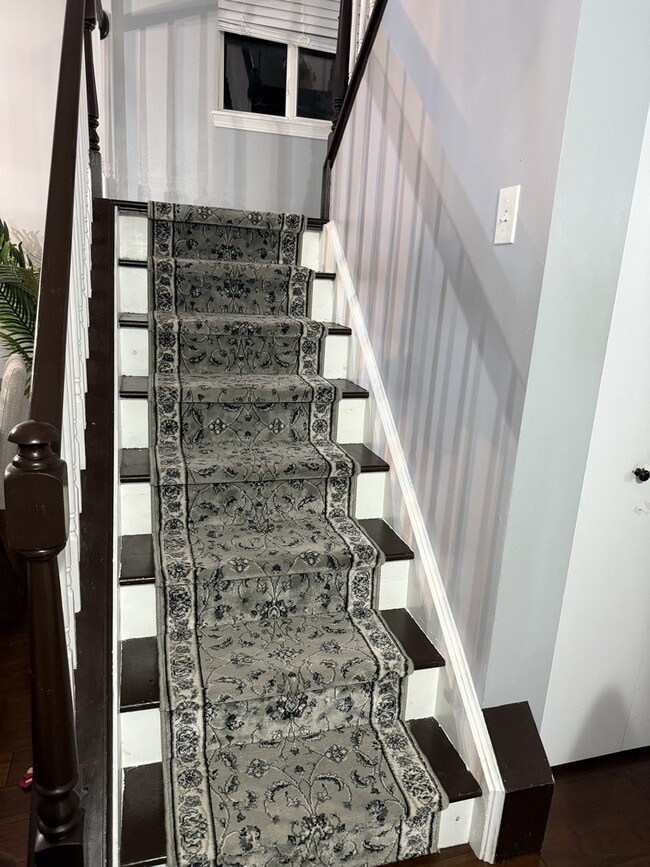 Building Photo - 689 Shannon Dr