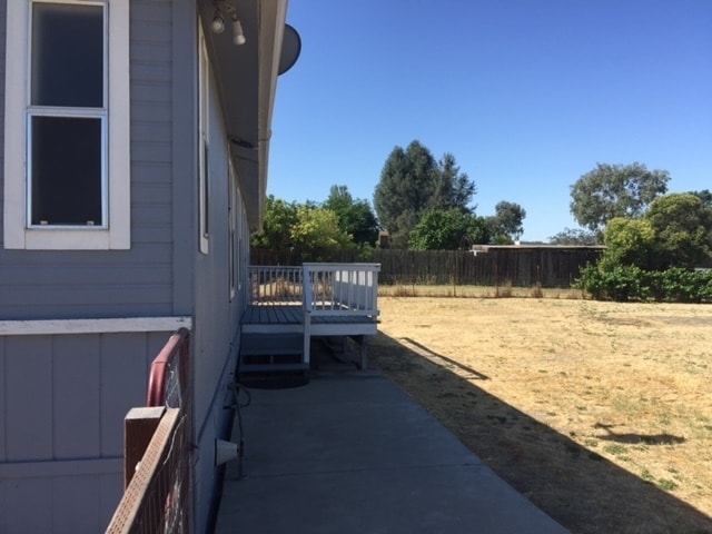 Building Photo - Cute Country Home