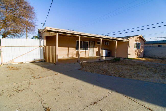 Building Photo - 11681 Mossler St