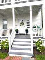 Building Photo - 1066 Forest Ave