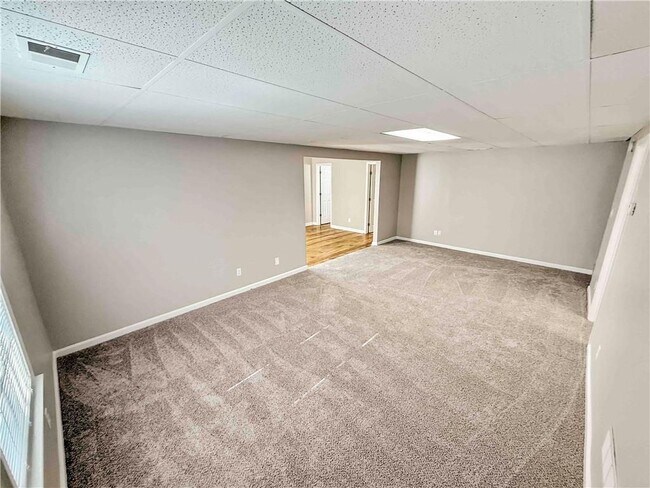 Building Photo - 6403 Ivey Terrace Dr SE