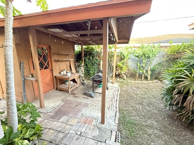 Building Photo - 3008 Katrina Ave