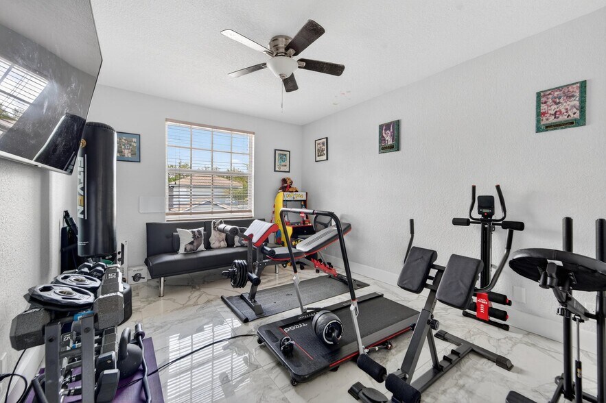 Building Photo - 3370 Turtle Cv