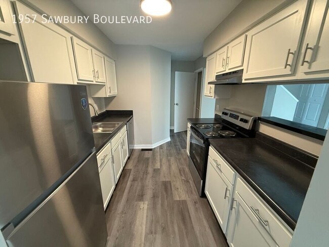 Building Photo - 1957 Sawbury Blvd