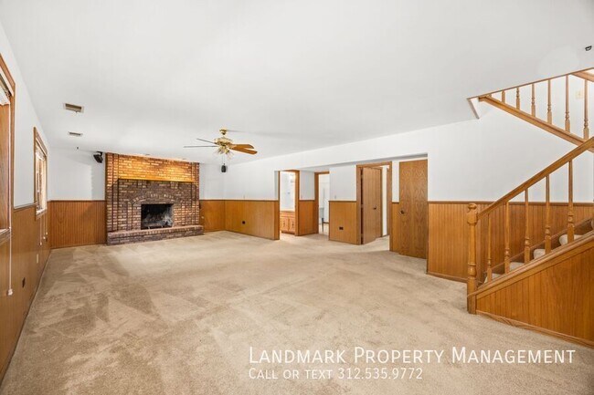 Building Photo - 14518 S Golden Oak Dr