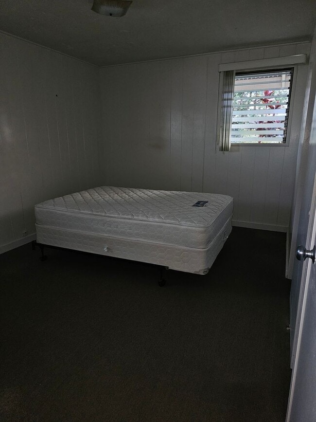 Building Photo - 3 bedroom Unit in Hilo Town