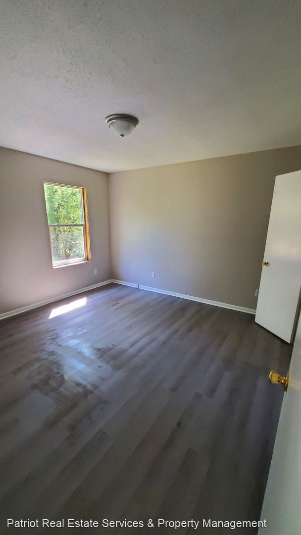 Building Photo - 3 br, 2 bath House - 1549 Bingham Drive